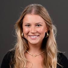 Jill Moreland's Instagram, Twitter & Facebook