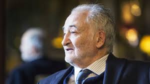 Jacques Attali: "Nous risquons de devoir encore faire le choix terrible du  confinement général"