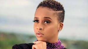 Jencarlos Canela's net worth, wife, nationality, height, career