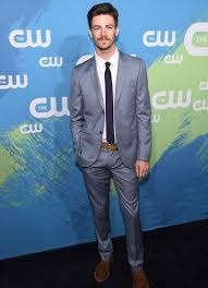Grant Gustin Height Weight Wiki Shoe Size Age Facts Ethnicity Grant Gustin Gustin Height And Weight