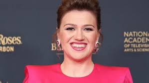 Kelly Clarkson joins star-studded audiobook cast for thriller novel
