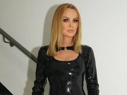 Only the best at besteyecandy.com! Amanda Holden Thrills Fans As She Flashes Cleavage In Cut Out Minidress Daily Star