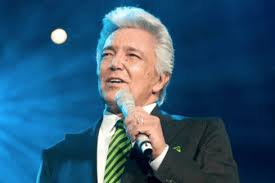 Alberto Vázquez, leyenda del rock and roll, se despide de los escenarios  por problemas de salud - El Sur Acapulco suracapulco I Noticias Acapulco  Guerrero