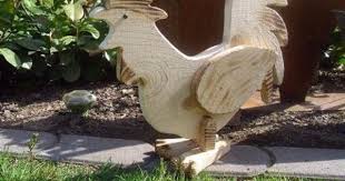Holzwurm Kreatives Fur Haus Und Garten Holz Tiere Holz Deko Selber Machen Holzblumen Basteln Mit Holz