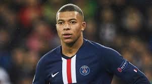 Une opposition entre deux équipes mythiques de ligue 1 qui réserve souvent des rencontres avec une avalanche de buts. Coupe De La Ligue Psg Saint Etienne Voir Le Match En Direct Et En Streaming