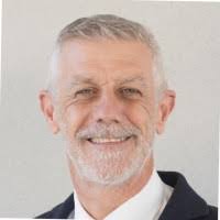 800+ "Neil" profiles