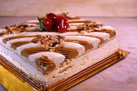 Sus 26 maravillosos campos de golf, el clima que permite jugar los. Nougat Cake Brisa De Espana