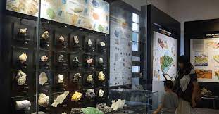 Sementara itu, bagi anda yang memang cinta dengan dunia seni, lebih baik daftar sebagai member, karena harga lebih murah. Cara Daftar Tiket Masuk Museum Siola Jual Tiket Madame Tussauds Bangkok Murah Cepat Anak Setia Kita