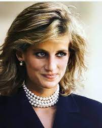 The latest news on princess diana of wales' legacy featuring her last interviews and more on her biography, conspiracy theories and the truth behind her death. Pin Auf Diana And Kate