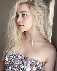 Emilia Clarke ❤️😍