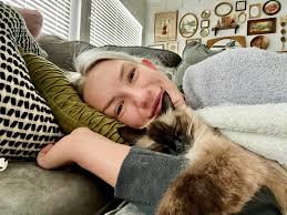 Hello from my sweet girl Juno ❤️😻