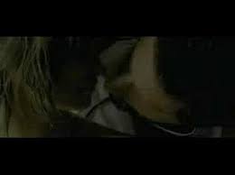 Birlikte vanilla sky filminde başrolü paylaşmışlardır , tom cruise o kadar etkilenmiş aşık olmuş ki o sıra da. Don T Move Subtitles Subtitledb Org