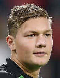 Als voetballer (6) begonnen bij vv emmen. Kjell Scherpen Contact Number