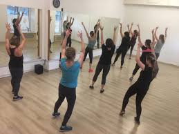We call it happy hour! Zumba V Minske Zumba Fitnes V Minske Zumba Fitness