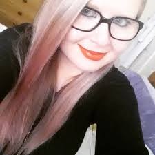 Removing hair color at home is a dicey situation. Semi Permanent Hair Dye Removing Tip Baking Soda And Dandruff Shampoo Paradise Spice