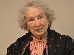 Grayson Perry and Ian Hislop hobnob at Royal Society of Literature's summer  party as group is rocked by bitter feud that saw 20 of its most senior  members stay at home |