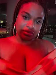 Charline 39 ans lap viv Montréal Québec lita renmen rankontre yon mari 34  ans a 42 ans ki gen krentif pou #Bondye siw ta renmen rantre an kontak avèl  ba nou love