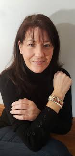 Pearl Bracelet Satin Coated Glass Pearl, Crystal Pearl Bead, Stretch Faux  Pearl Bracelet for a Personal Vib,