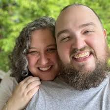 Sarah Mason and Aaron Bales's Wedding Registry