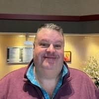 100+ perfiles de «Huntwork»