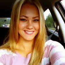 Amanda Leeman's Instagram, Twitter & Facebook