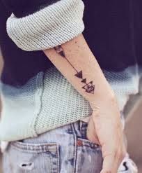 Tatuajes Originales Para Mujer En El Antebrazo Belagoria La Web De Los Tatuajes Tatuajes en el brazo +60 disenos perfectos para esta zona. tatuajes originales para mujer en el