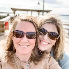 Hello, I'm Sandra and something to know about me is I am a public and oral  historian.