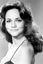 70 S Black Actresses From The 50s And 60s 50 Stunningly Beautiful Actresses From The 50s 60s And 70s Page 13 Of 51 Beautiful Actresses Sally Field Celebrity Hair Stylist