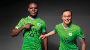 Bundesliga zuhause und hat auch schon eine meisterschaft erringen können. Vfl Wolfsburg 2021 22 Nike Home And Away Shirts 21 22 Kits Football Shirt Blog