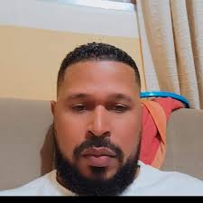 Está sentindo o cheirinho de churrasco? Um supertime de chefs assadores  está chegando à Zona Norte com um evento de dar água na boca: o Festival  Carnivoria! Serão dois finais de semana