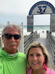 3 generations kicking back seaweed ! I love PCB !