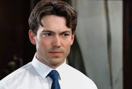 GH Spoilers: Michael Takes Down Drew When His Learns Of His Blood Test Plot 