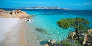 Fairest of all is is aruttas, an arc frosted with white sand and tiny pebbles that make the water appear a startling shade of aquamarine.for years its quartz sand was carted off for aquariums and beaches on the costa smeralda, but no more. Hotel Casteldoria Mare Sardynia Wlochy Wczasy Opinie Itaka