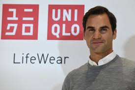 It has a stand collar, federer's favorite, and an overall simple but sophisticated feel. Federer Uber Outfits Als Ware Ein Lastwagen Daruber Gefahren Tennis Magazin