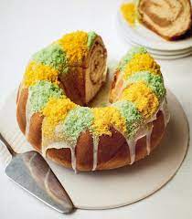Nadiya Hussain Praline King Cake Recipe Bbc2 Nadiya Bakes Recipe In 2021 King Cake Recipe Nadiya Hussain Pralines