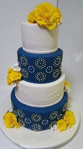 Shweshwe Wedding Cake Traditional Wedding Cakes Bride And Groom Cake Toppers Beaded Wedding Cake