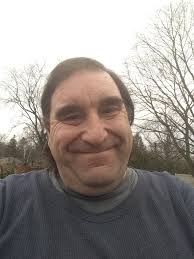 Hello from Philippines I'm sengle mother I'm 32yers old I like single man  age 40above