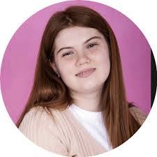 Emily Hendry's Instagram, Twitter & Facebook