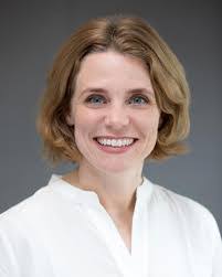 Kristen Holmquist's Instagram, Twitter & Facebook