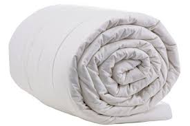 Türkiye standartlarında çift kişilik nevresim takımları 1 adet nevresim 1 adet çarşaf ve 2 adet standart yastık kılıfı bazı markalarda + 2 adet oxford yastık kılıfından oluşmaktadır. El Dikimi Tek Kisilik Yun Yorgan Kislik Yorganevi