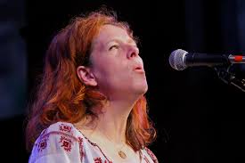 Neko Case mic