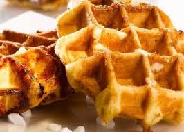 Place the flour in the mixing bowl of the food processor. Recept Luikse Wafels Suikerwafels Lekker Eten