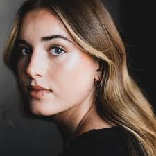 Christine Johnson (@christinejohnsonloves) • Instagram photos and videos