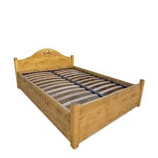 Finition lasurée de couleur miel. Lit Coffre En Bois 160 X 200 Cm Livraison Gratuite Meublespin Fr