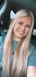 Amber Seabrook's Instagram, Twitter & Facebook