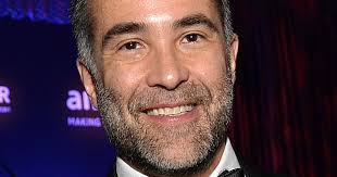 Goldman's Chavez to retire; credit unions