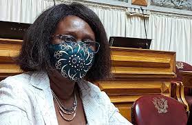 Romualda fernandes nasceu na guin� bissau e n�o precisa de apresenta��es. 8 Vycrhwwslacm