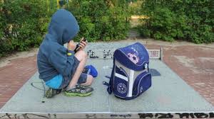 Ab welchem alter darf mein kind ein handy haben? Durchgehend Online 75 Ab Wann Darf Ich Ein Handy Haben