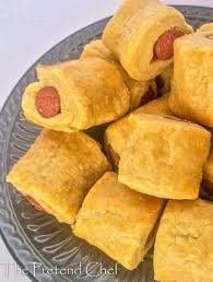Golden Melt In The Mouth And Flavoursome Nigerian Sausage Roll Sausage Rolls Food Nigerian Sausage Roll Recipe