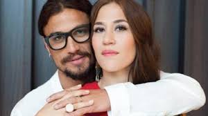 We did not find results for: Free Stone The Unexpected Approach Of Daniel Osvaldo With Jimena Baron